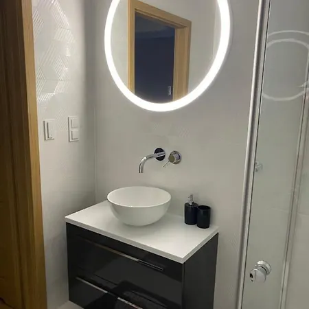 Amber Apartment *